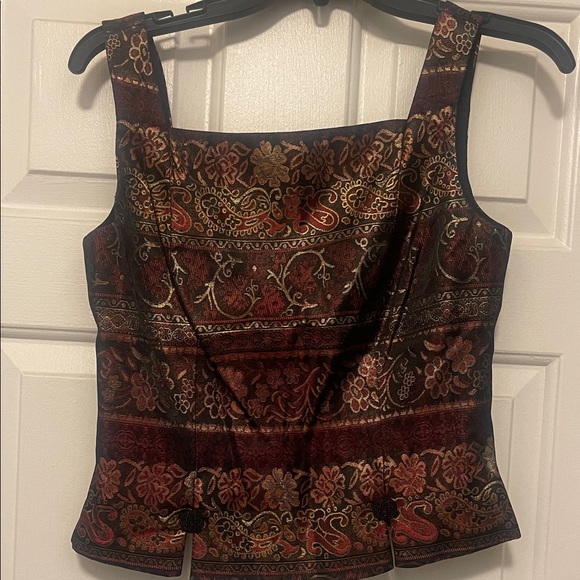 Floral Brocade Women's Top in Black and Gold - Picture 1 of 3